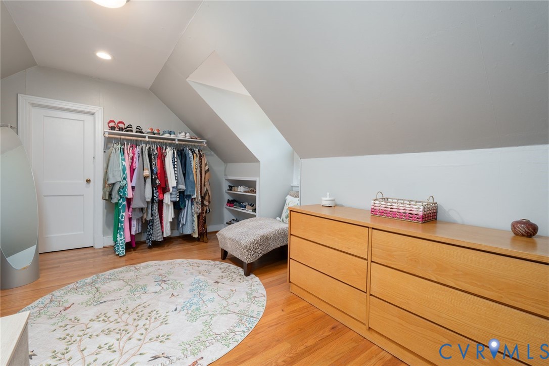 5000 W Franklin St