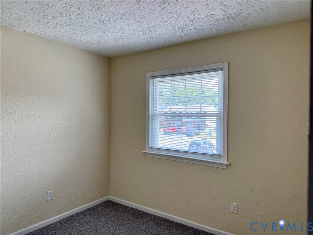 233 Knightsmanor Ct