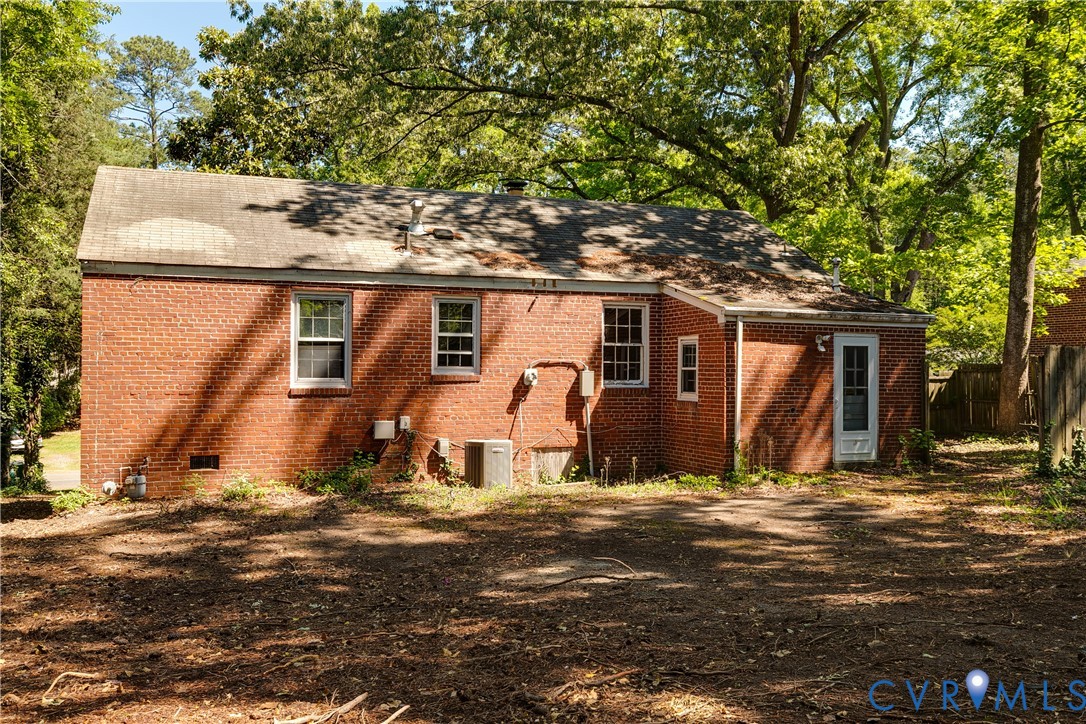 7509 Woodley Rd