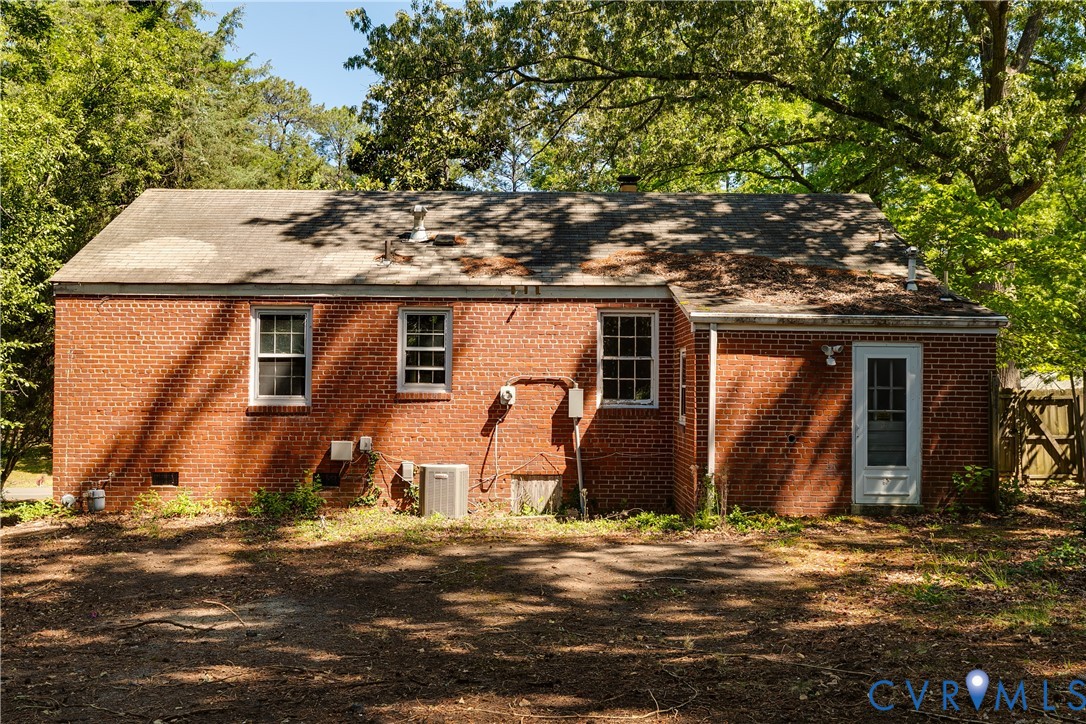 7509 Woodley Rd