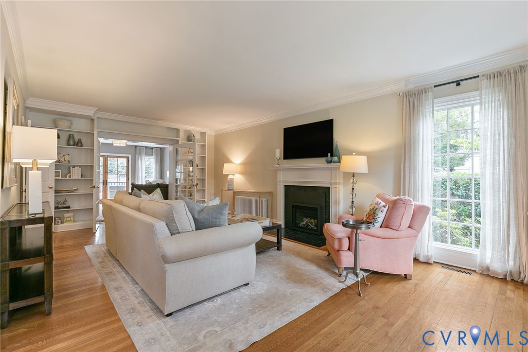 14 Libbie Ave