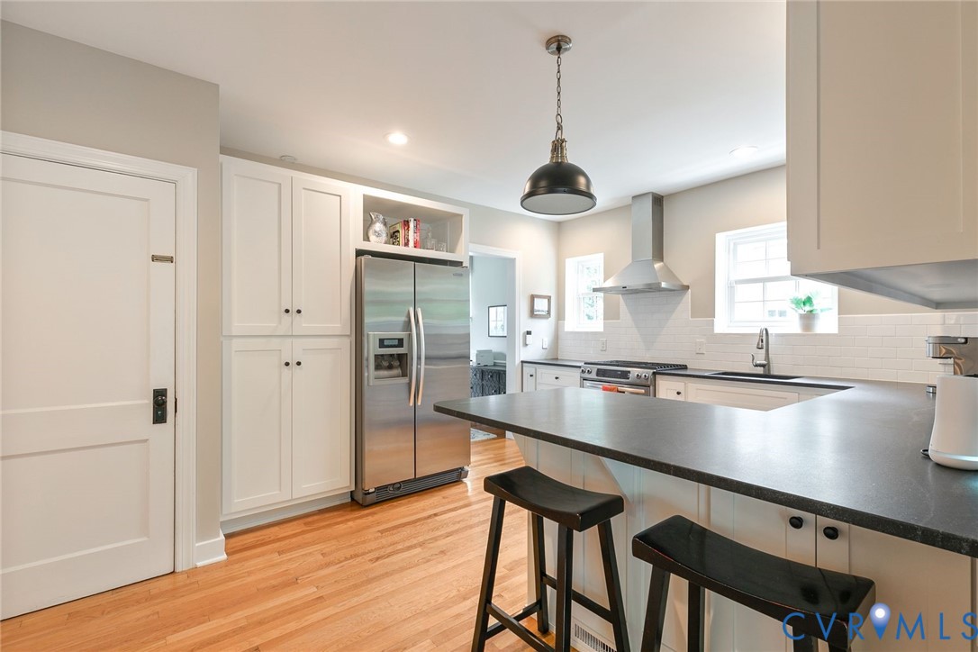 14 Libbie Ave