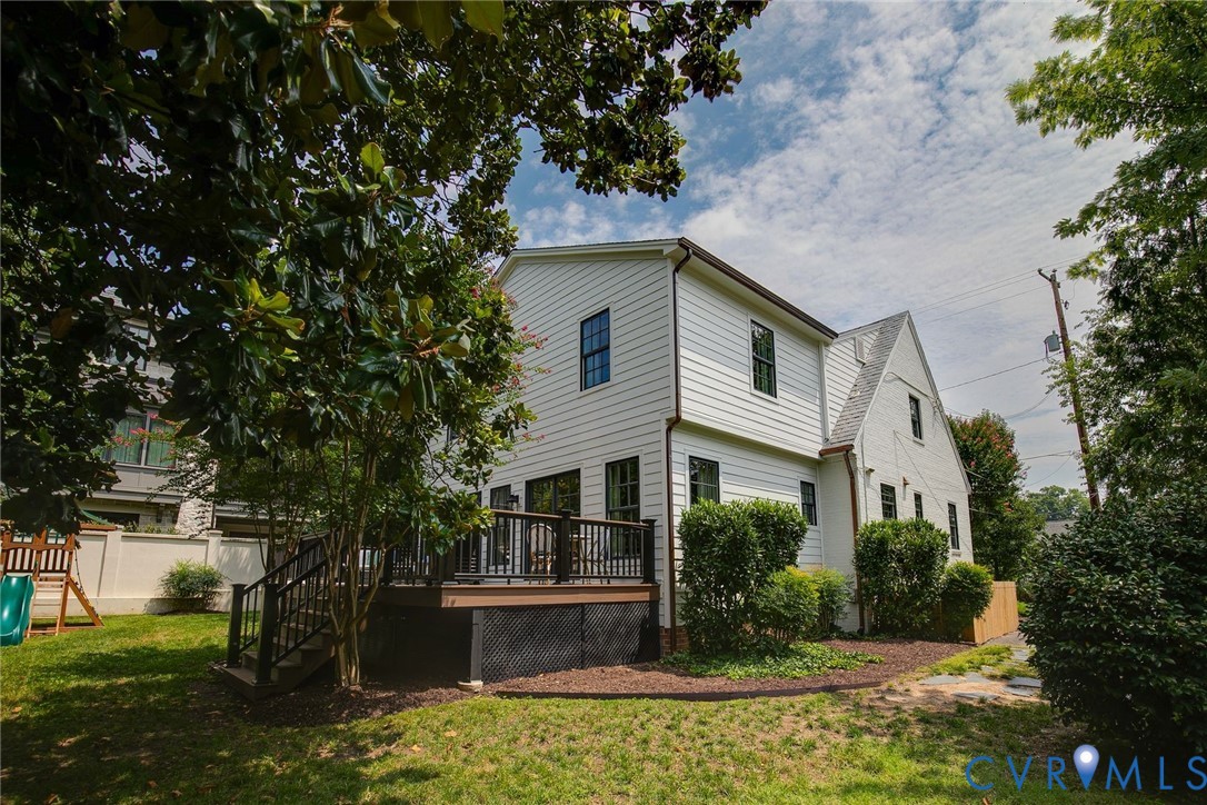 14 Libbie Ave