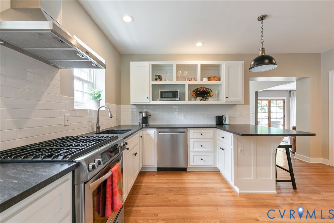14 Libbie Ave