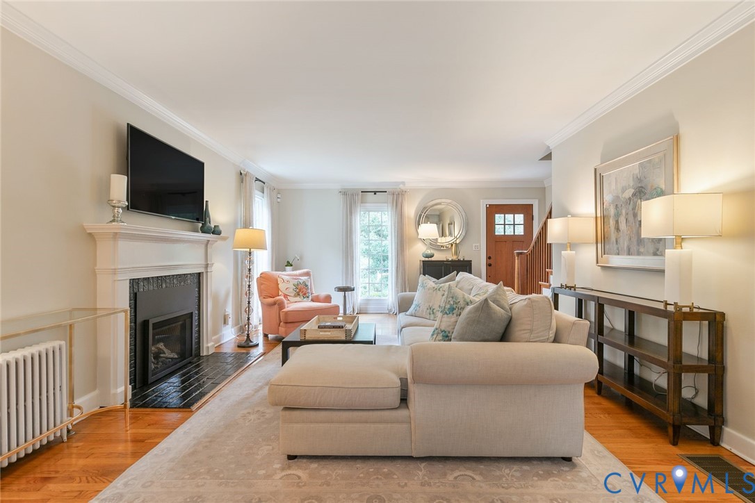 14 Libbie Ave