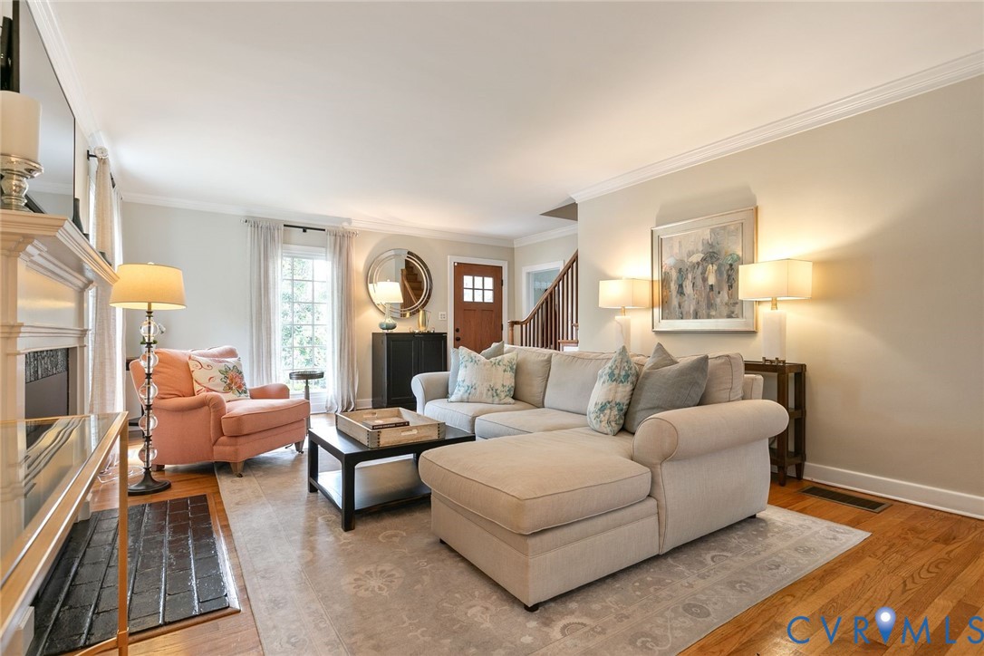 14 Libbie Ave