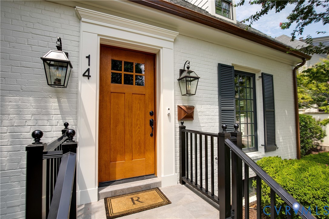 14 Libbie Ave