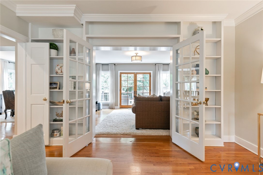 14 Libbie Ave