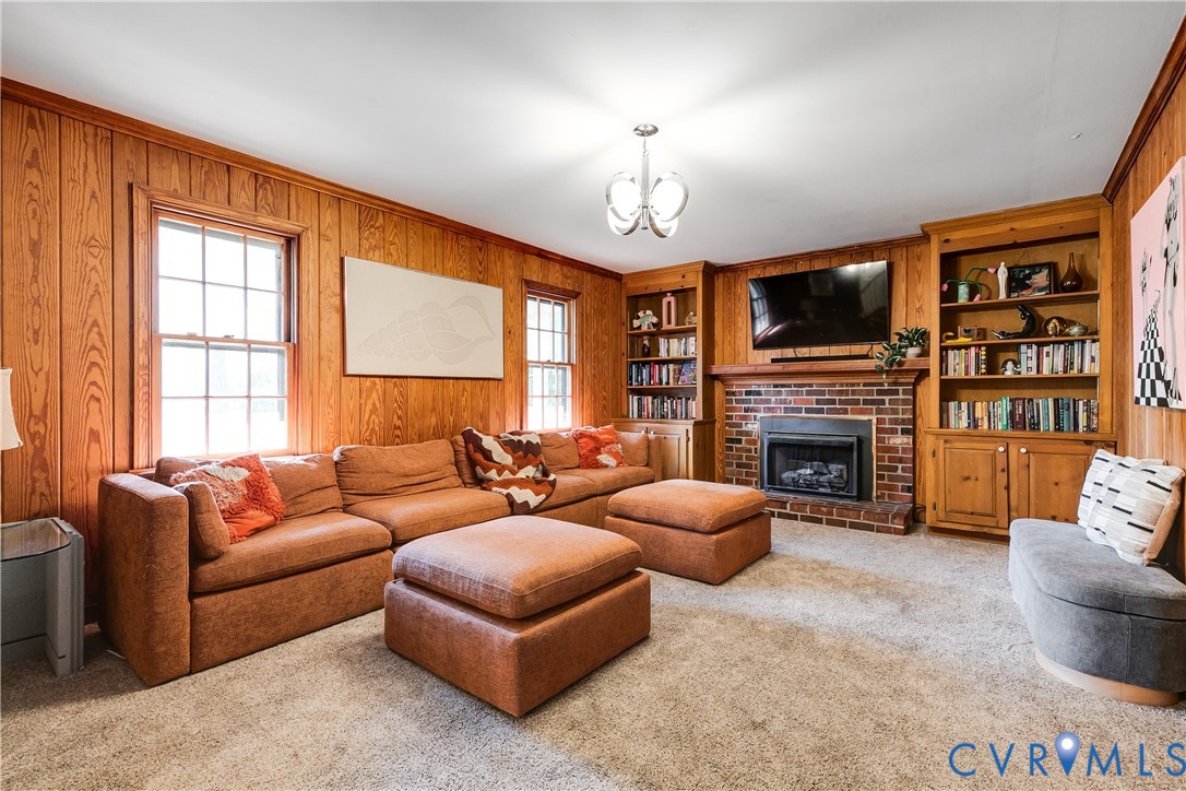 1324 Turnmill Dr