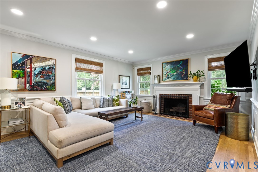 5508 Queensbury Rd