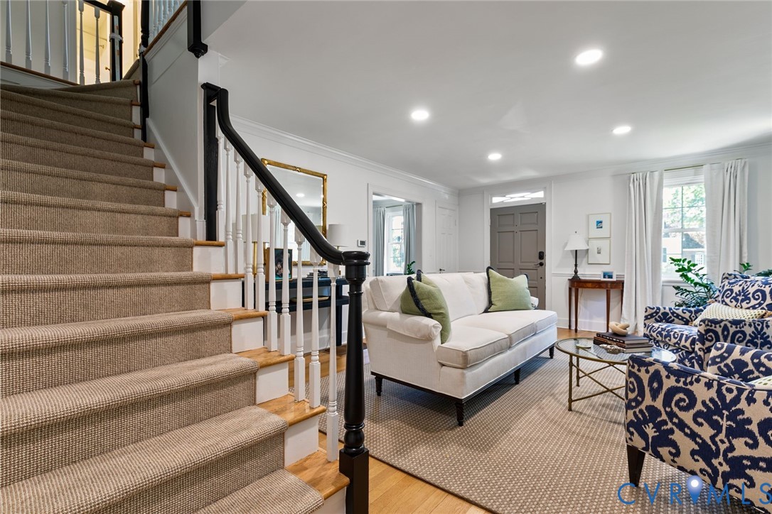 5508 Queensbury Rd