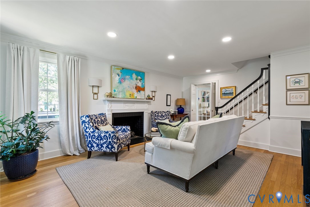 5508 Queensbury Rd