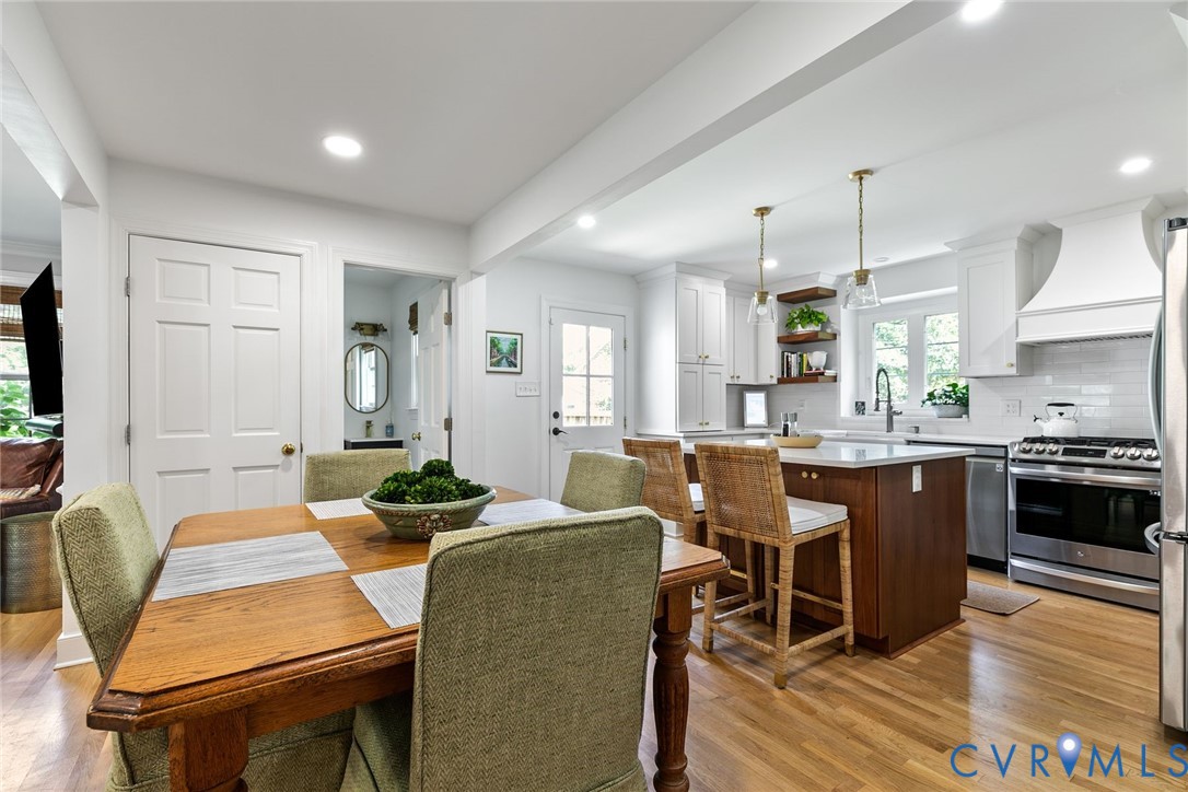 5508 Queensbury Rd