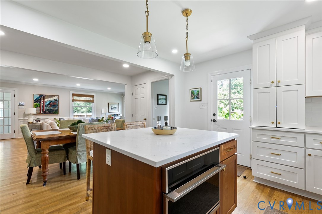 5508 Queensbury Rd