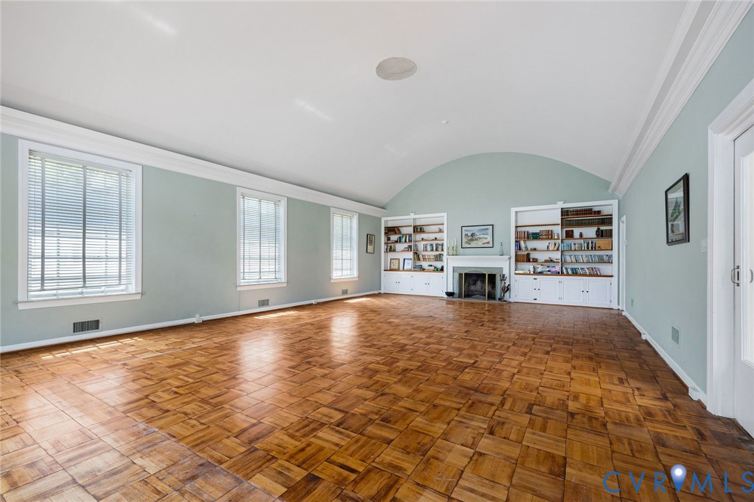 501 Aldendale Ln