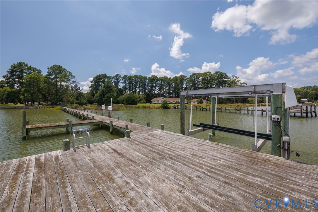 501 Aldendale Ln