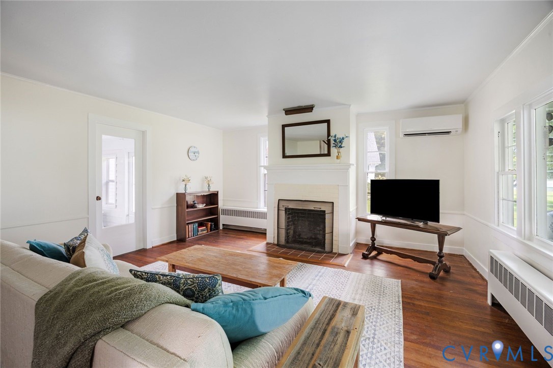 501 Aldendale Ln