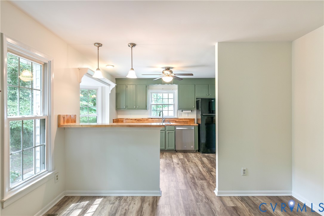 2016 Cedarhurst Dr