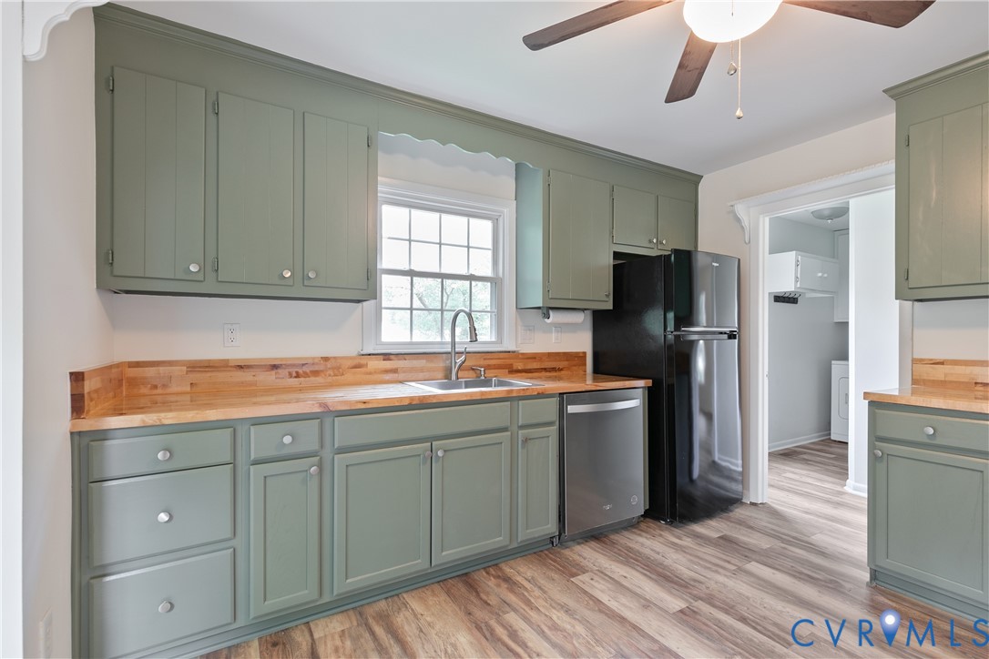 2016 Cedarhurst Dr