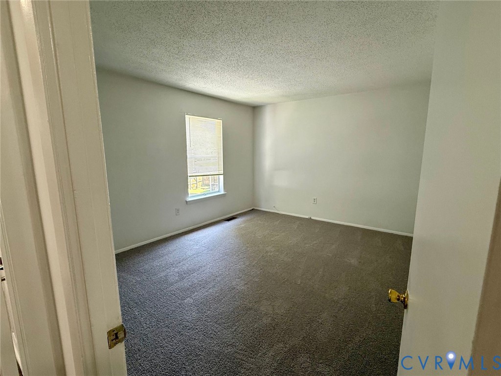 317 Bernie Ct
