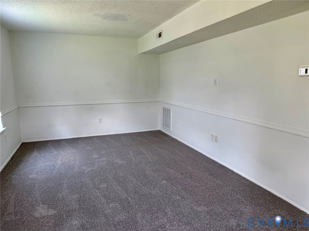 317 Bernie Ct