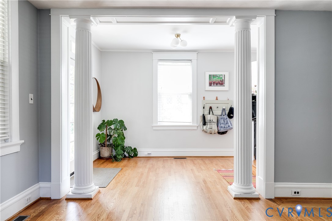 2908 Edgewood Ave
