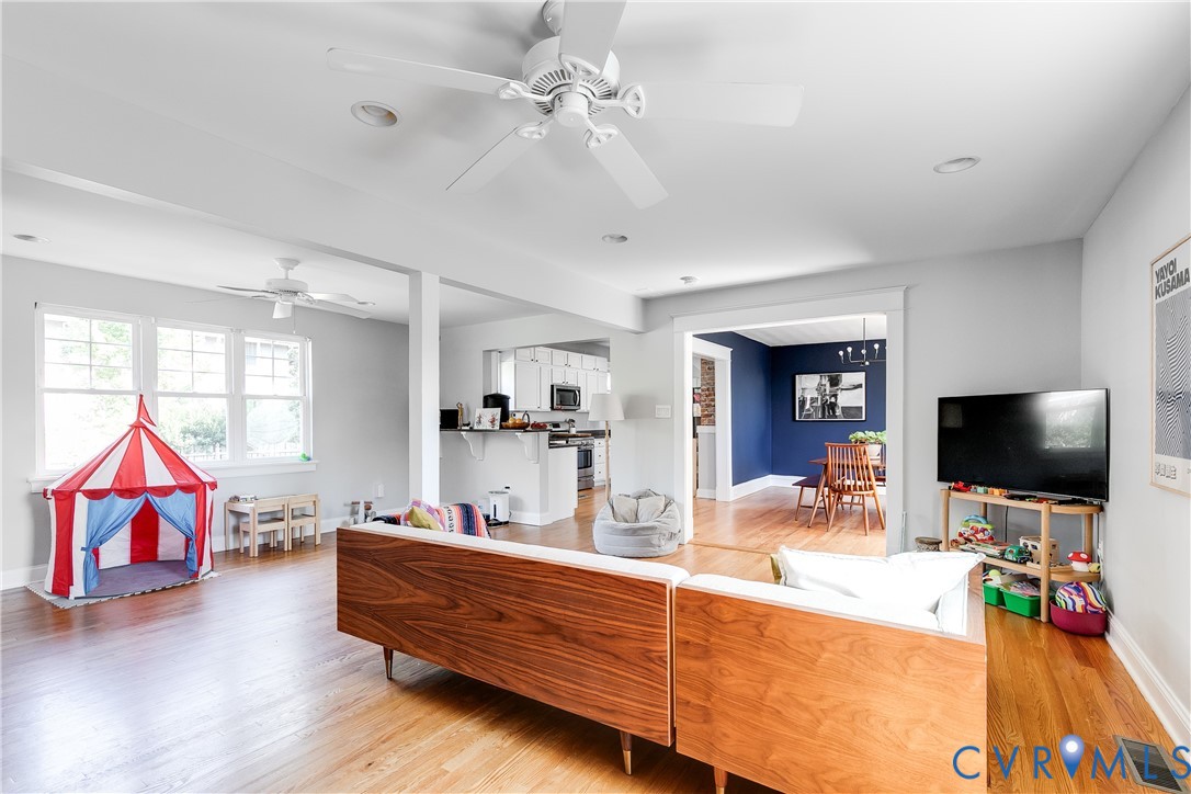 2908 Edgewood Ave