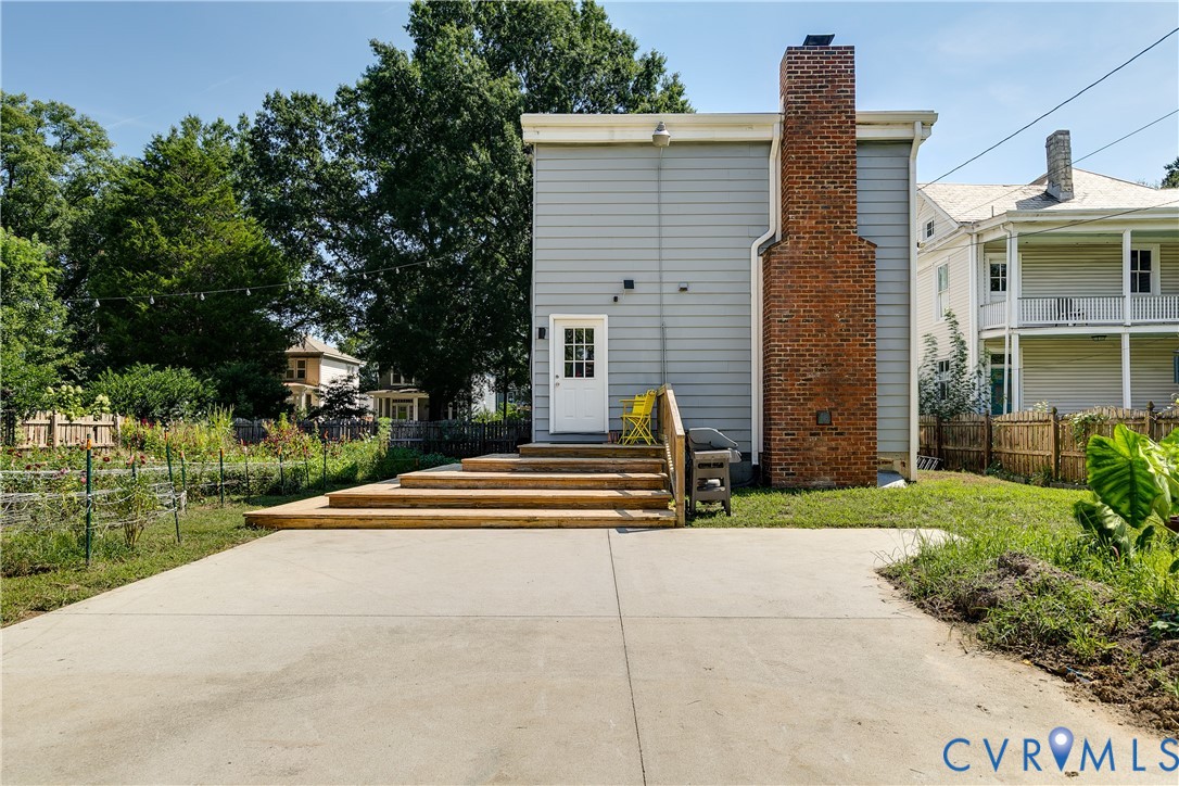 2908 Edgewood Ave