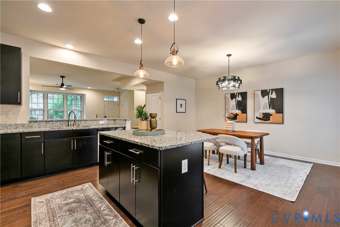 5524 Riverside Heights Way