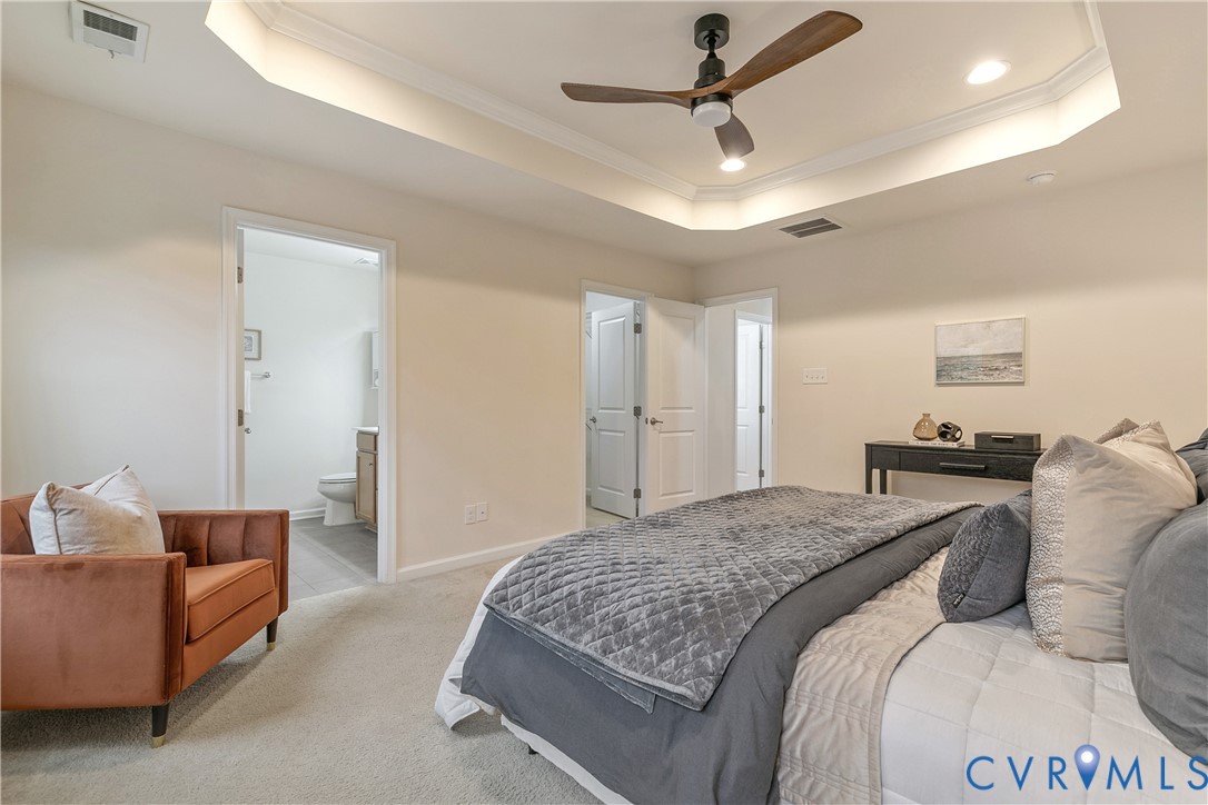 5524 Riverside Heights Way