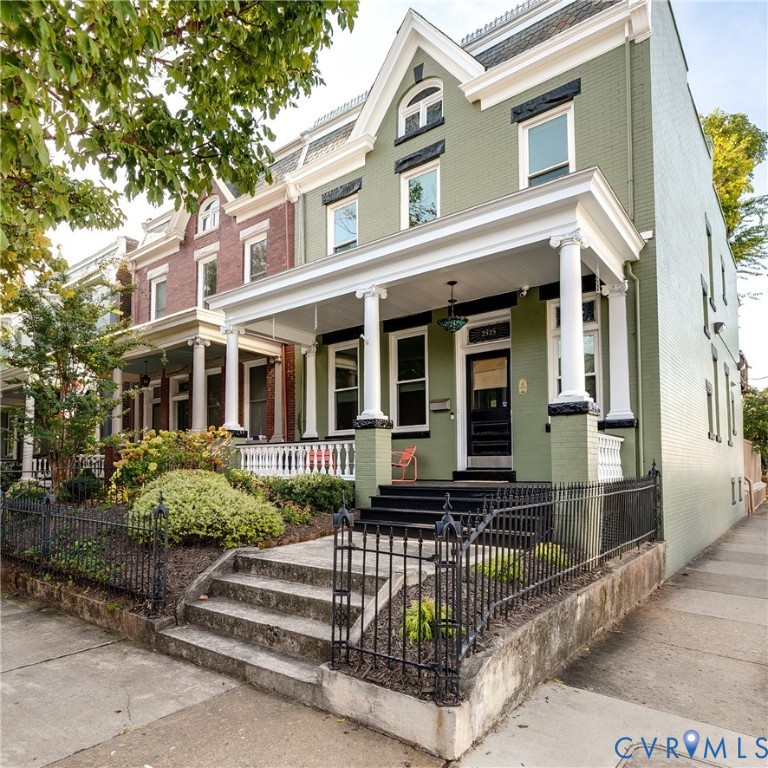 2525 Floyd Ave