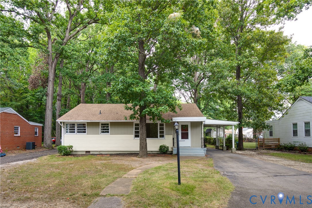 1702 Brentwood Rd