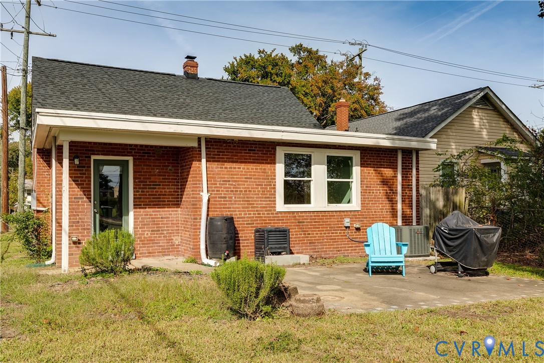 1601 National St