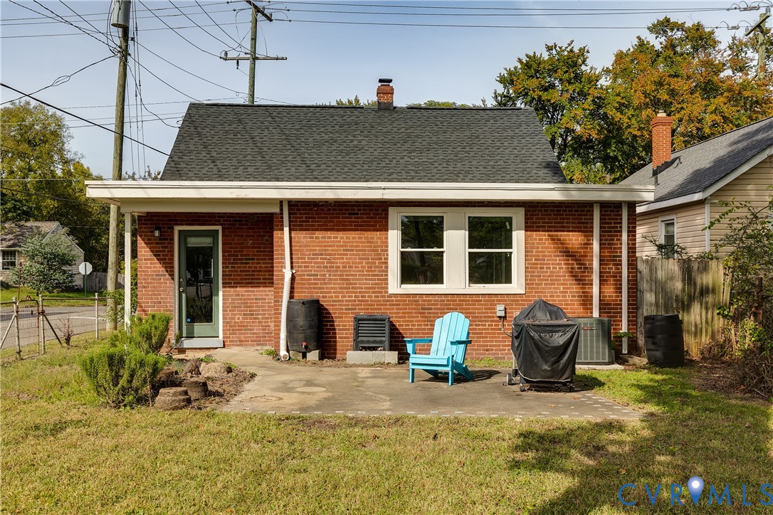 1601 National St