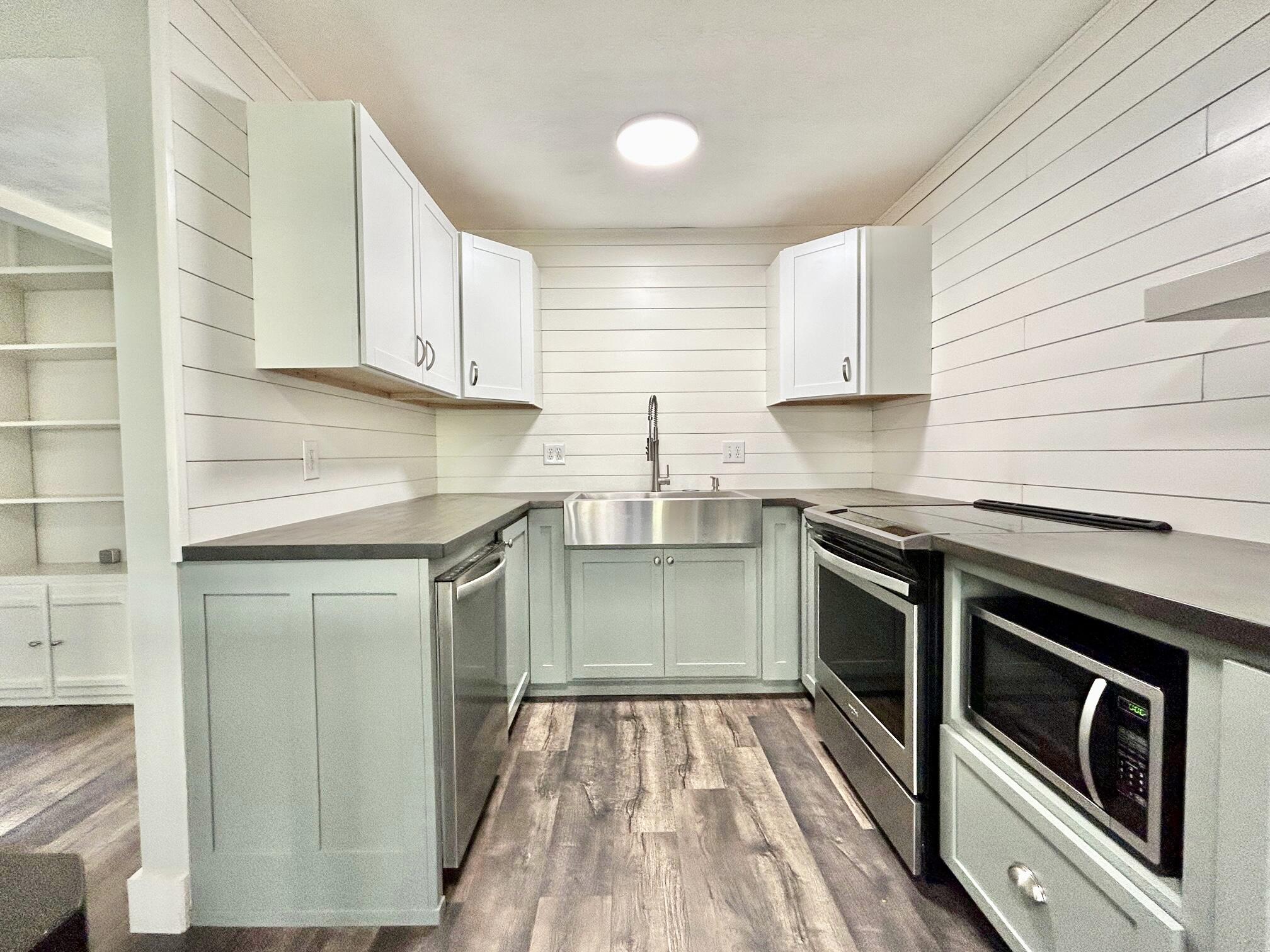 43-4 Woodson Bend Resort