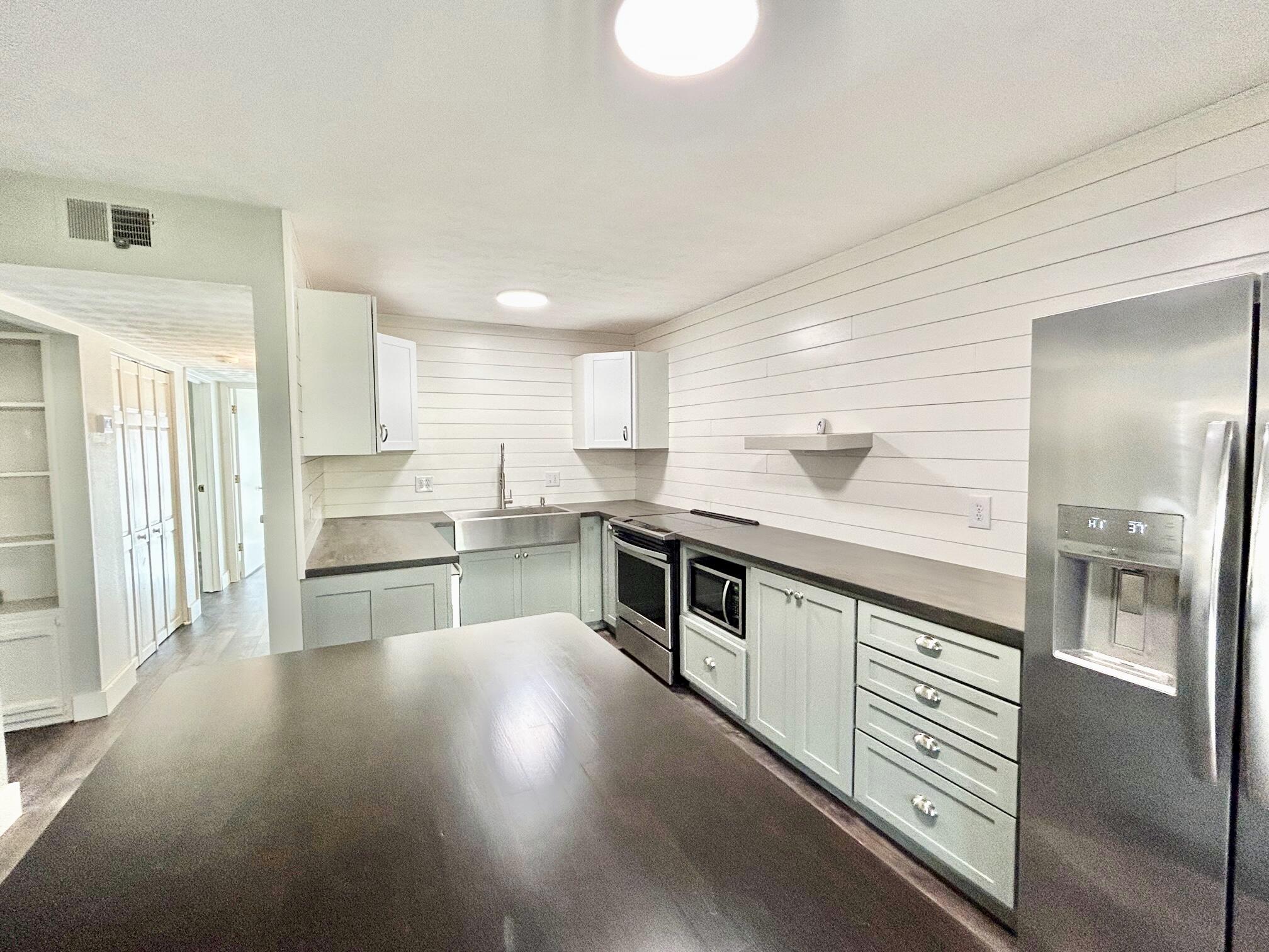 43-4 Woodson Bend Resort