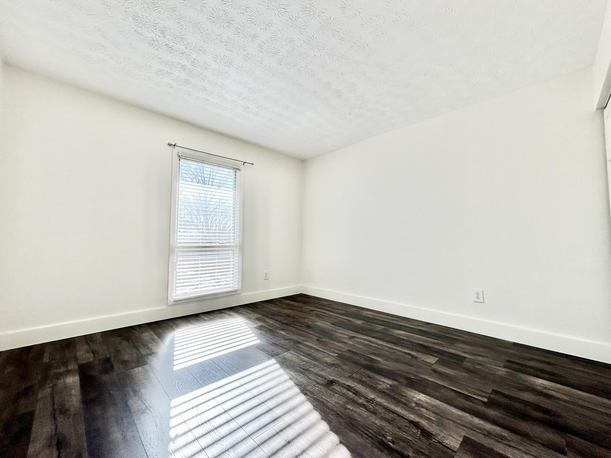 43-4 Woodson Bend Resort