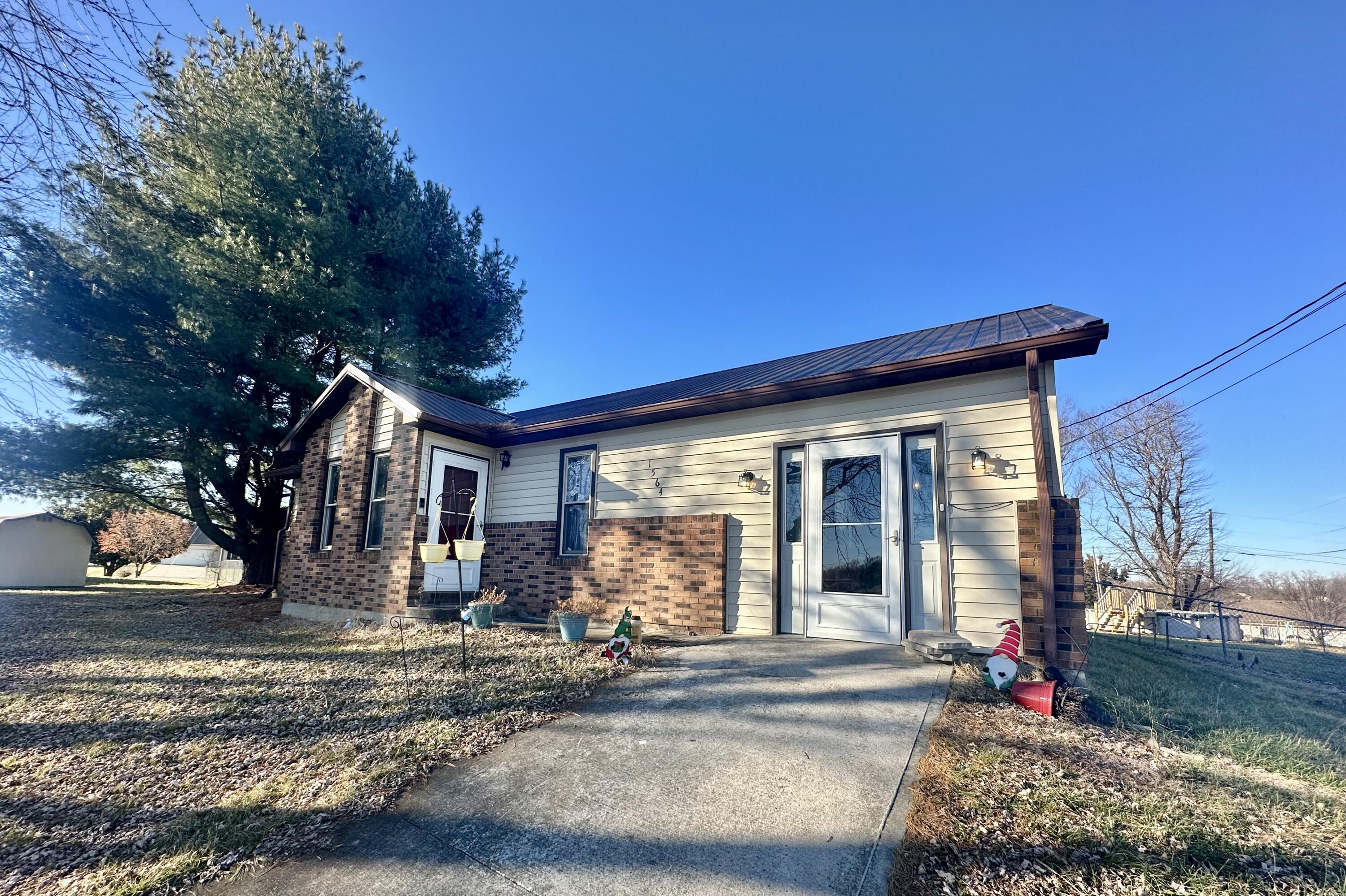 1564 Ferry Road