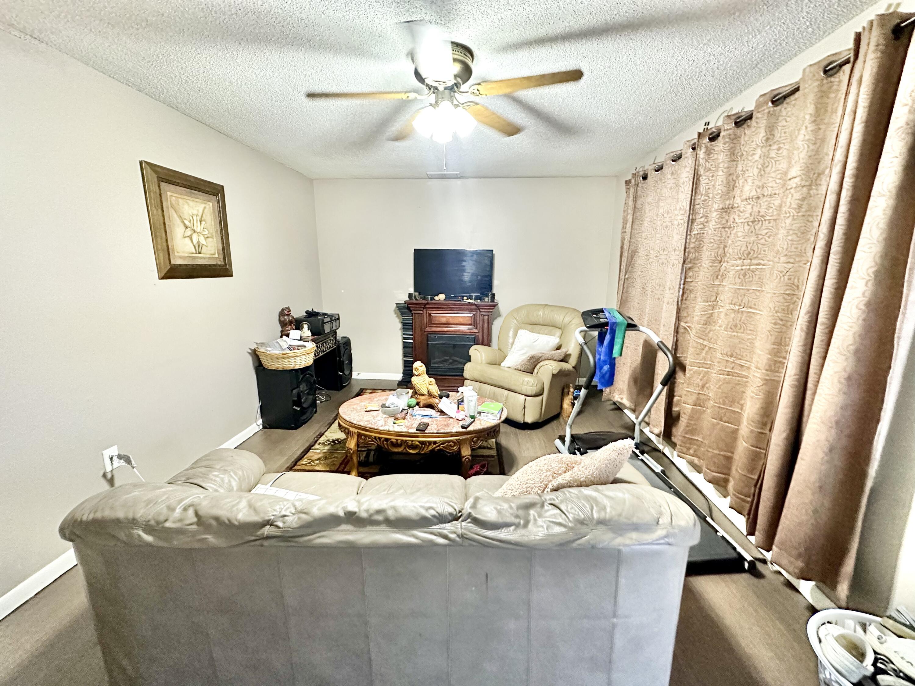 105 Twin Rivers Drive