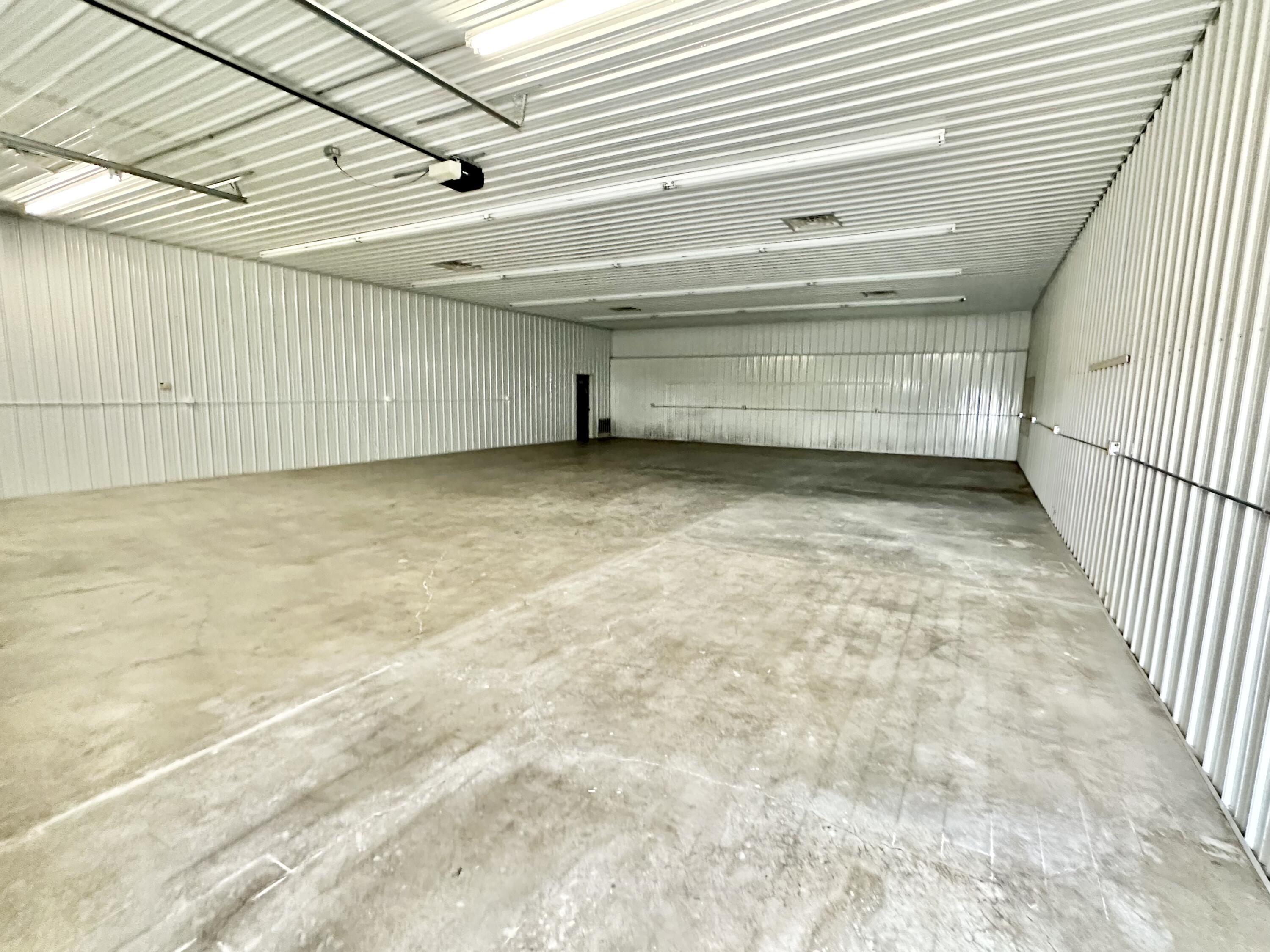 10275 #7 N Hwy 27