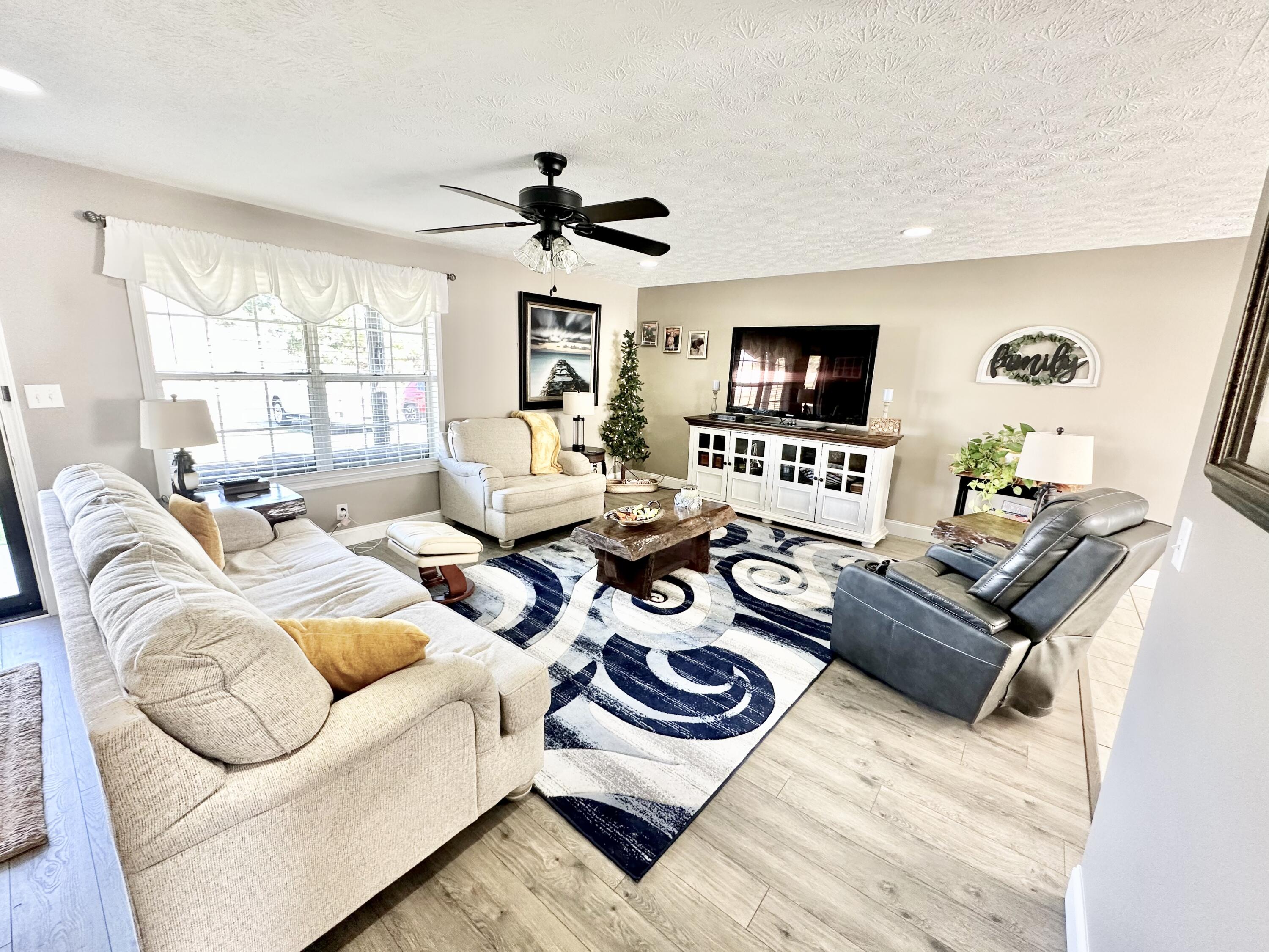 105 Hideaway Drive