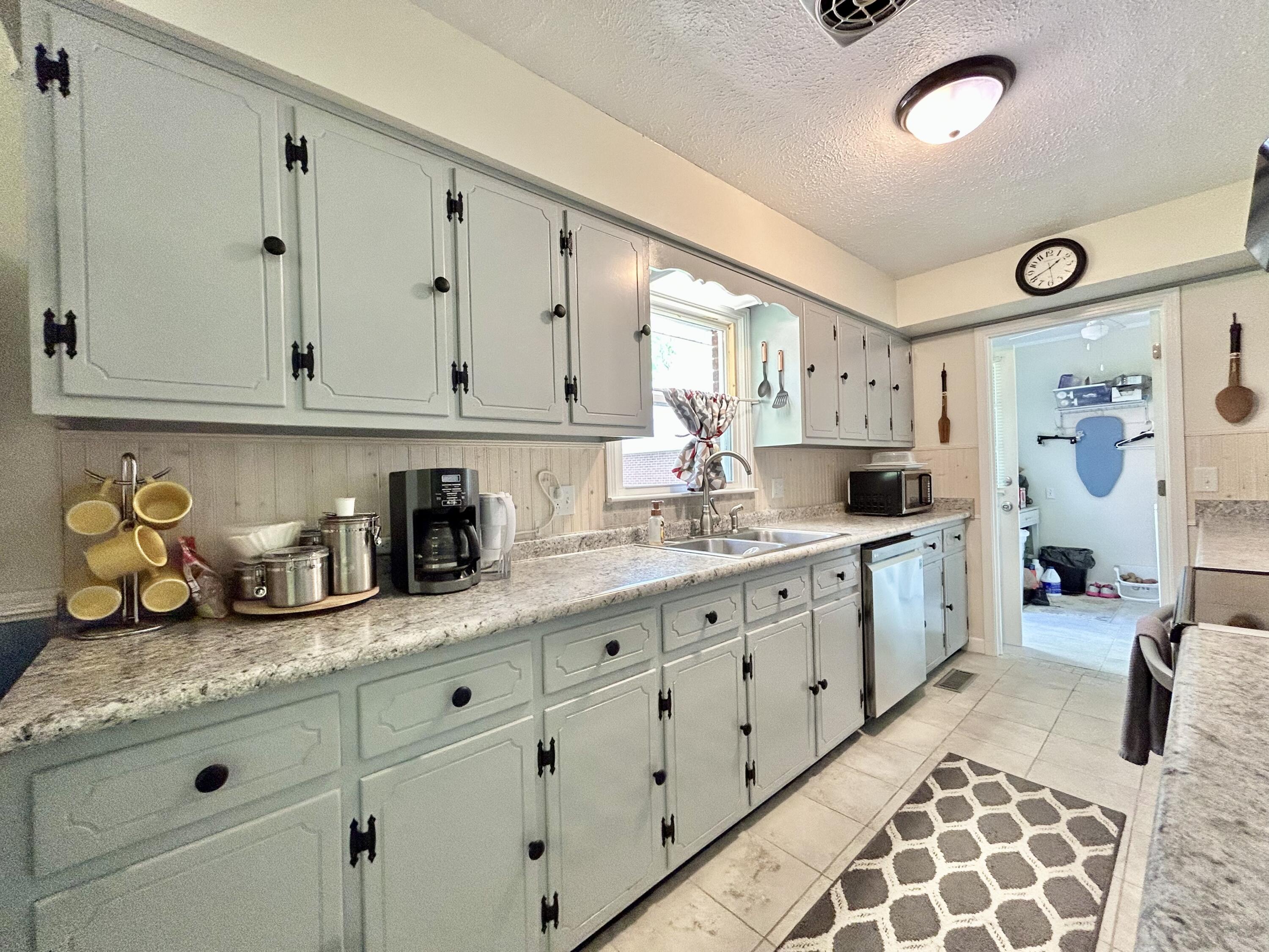 113 Greenhill Park Drive