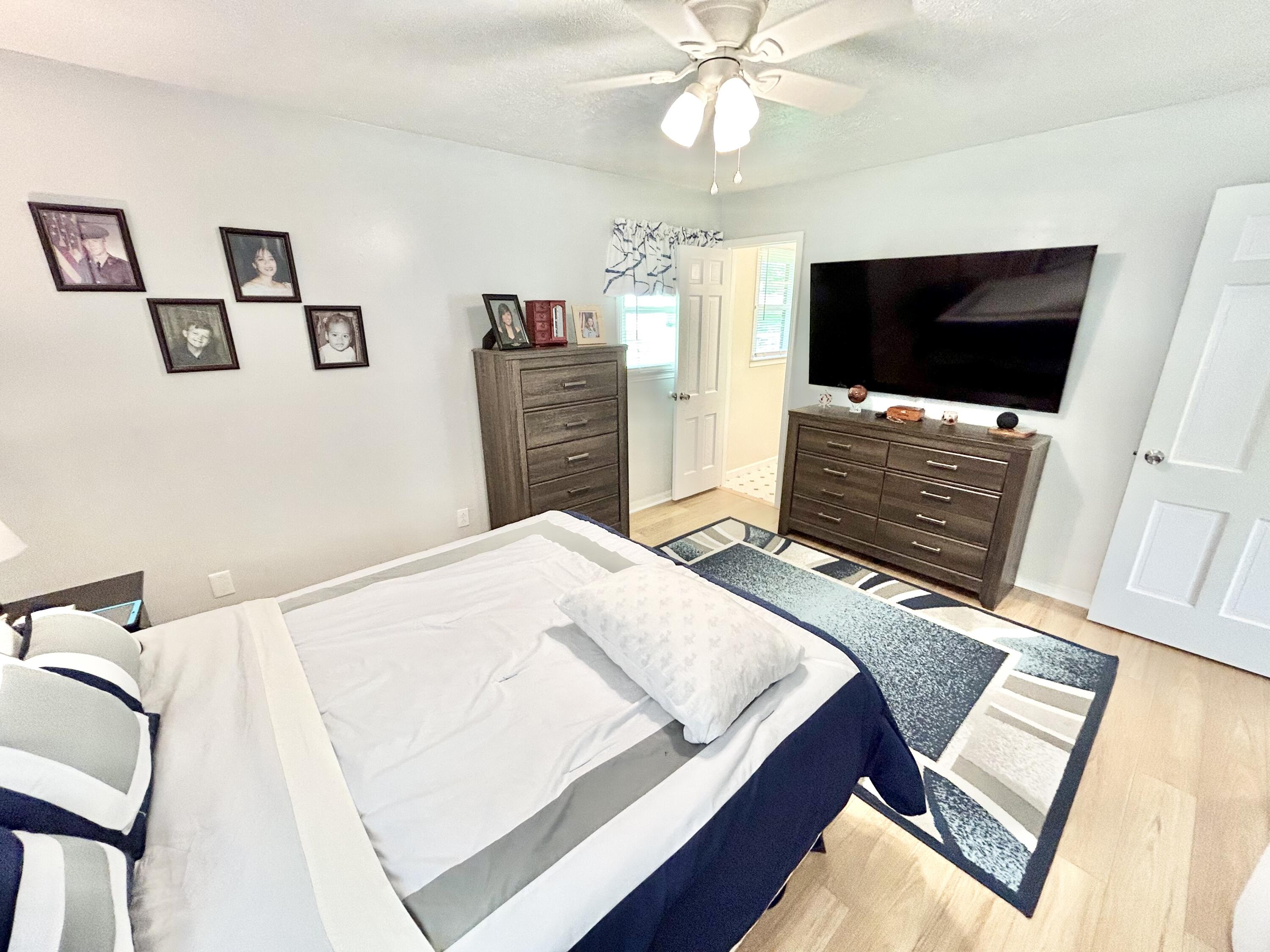 113 Greenhill Park Drive