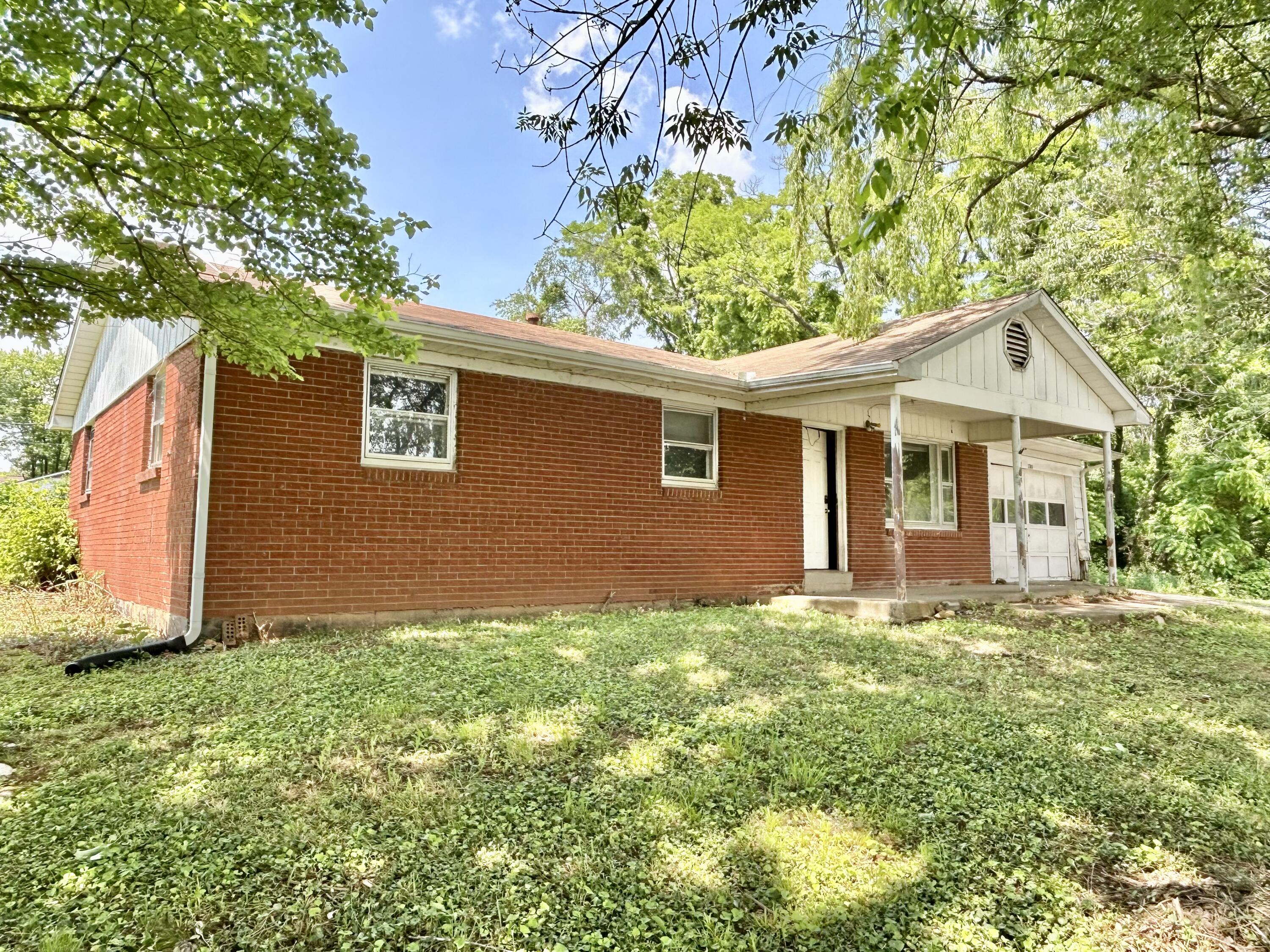 180 Leaf Lane