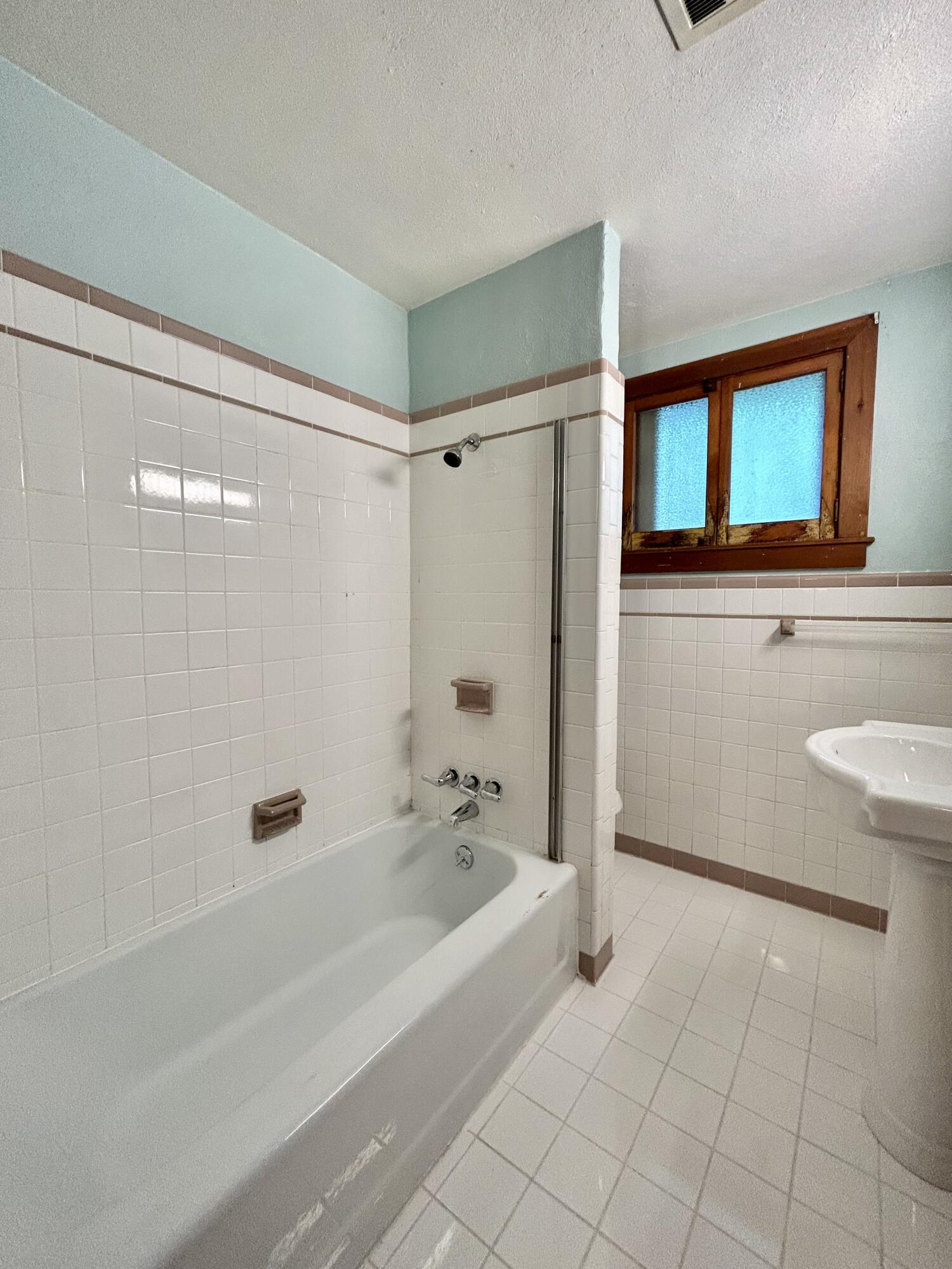 1071 Cordell Drive