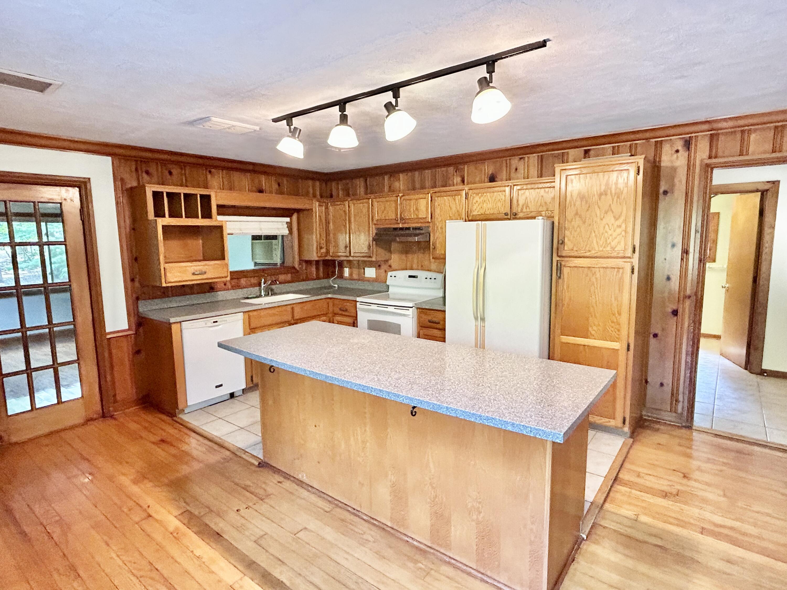 1071 Cordell Drive