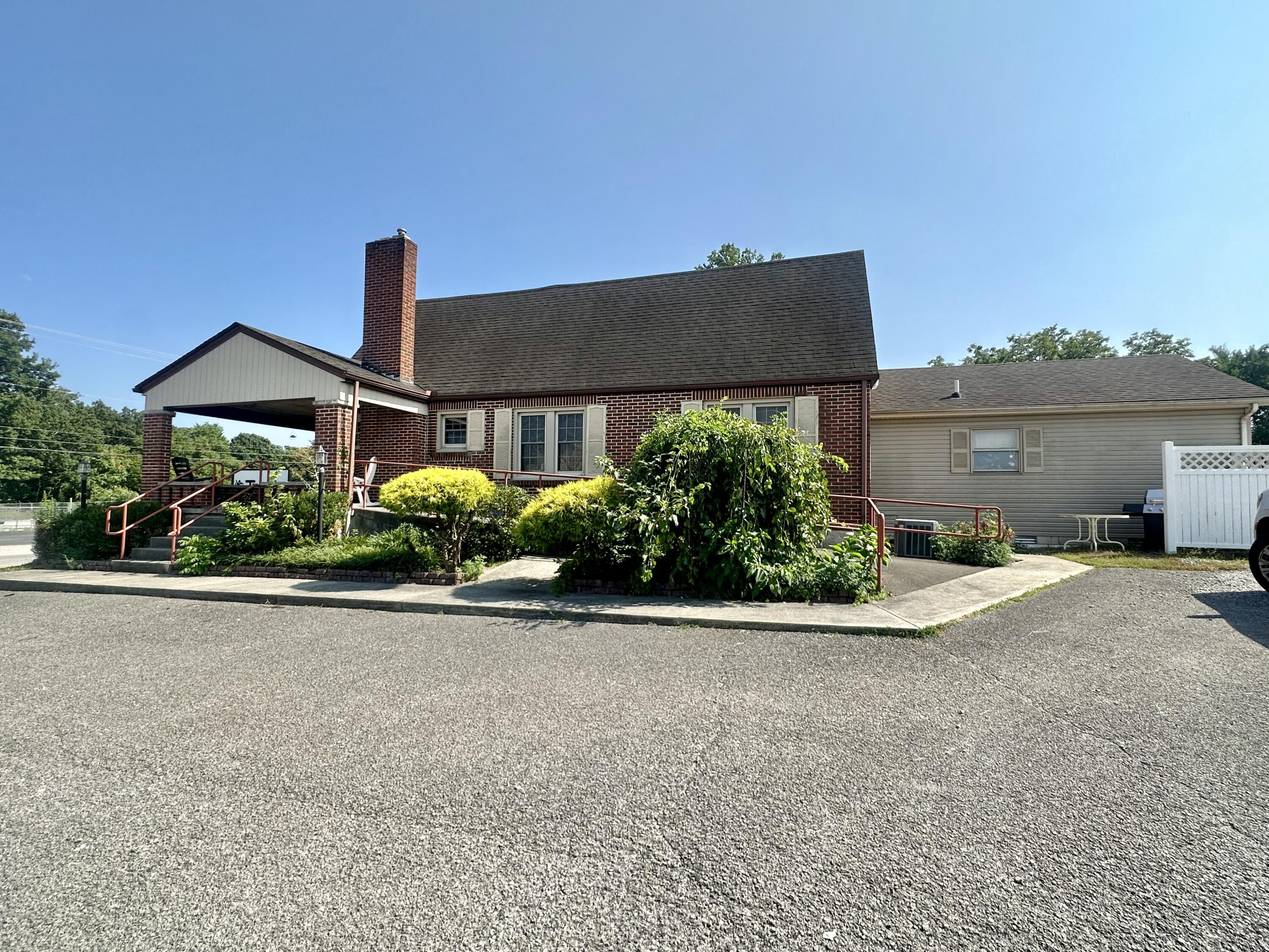 407 Monticello Street