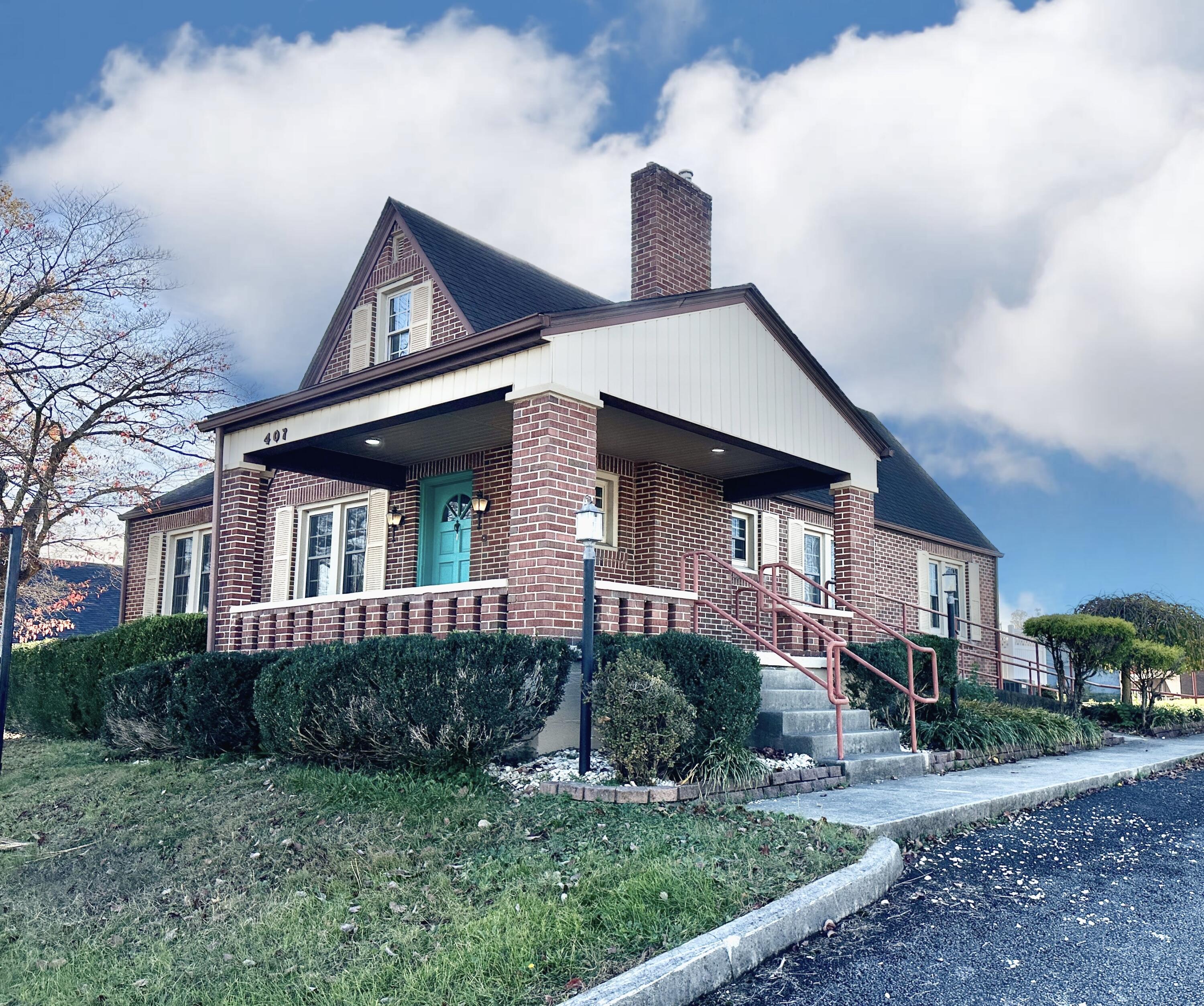 407 Monticello Street