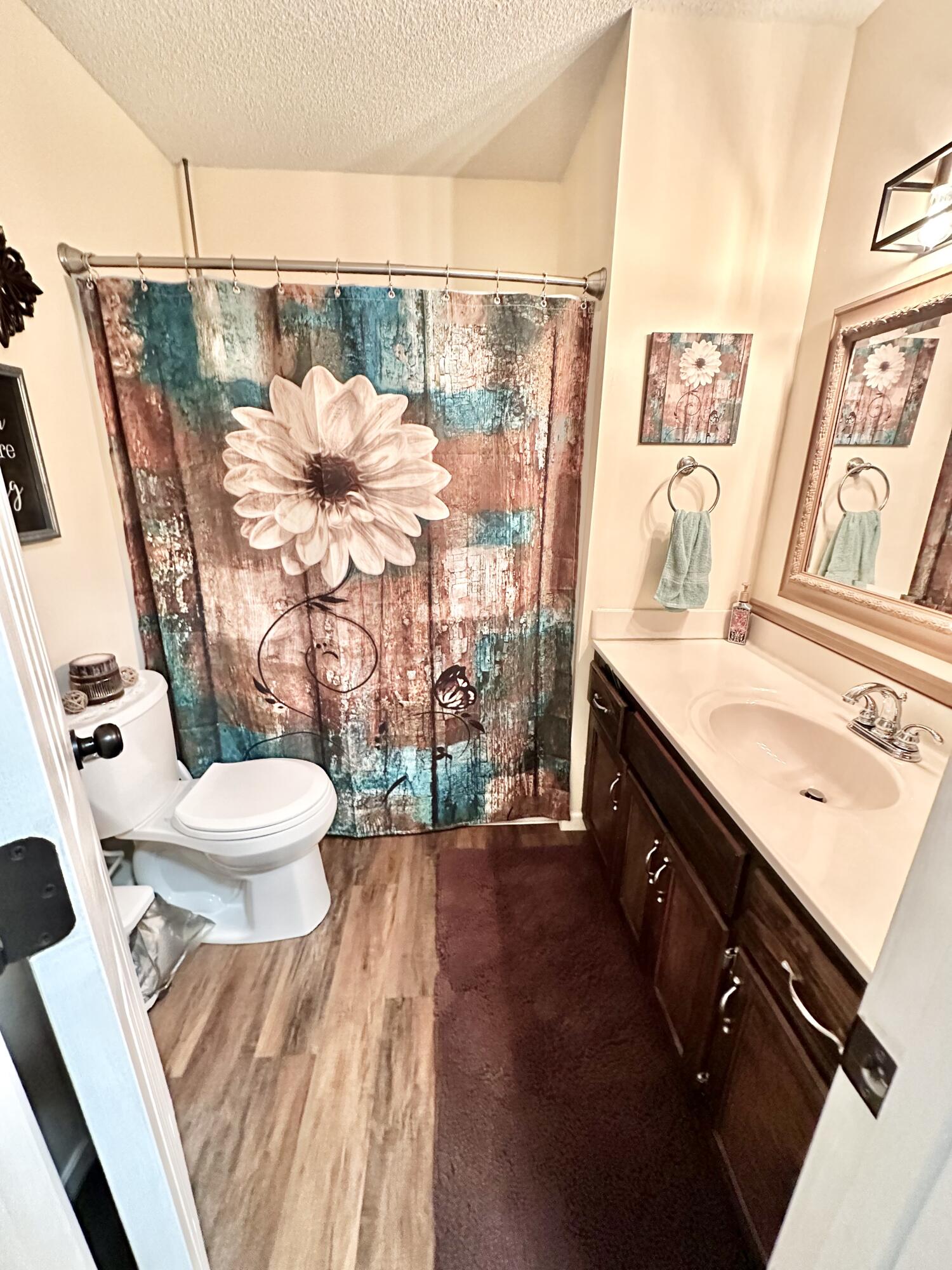 1002 Plainview Drive