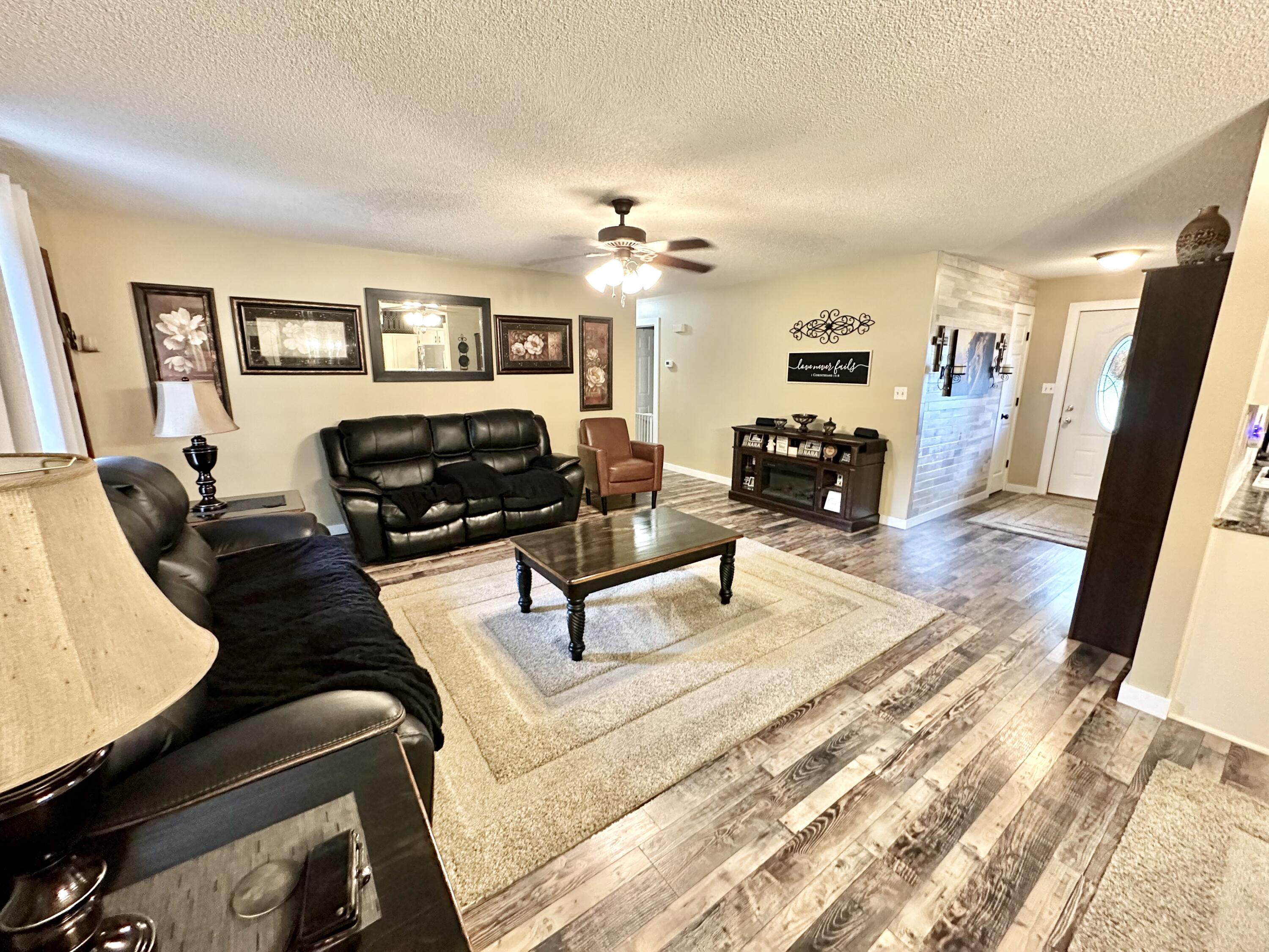 1002 Plainview Drive